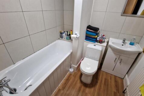 F4 Bathroom