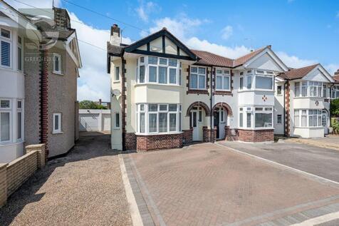 Station Avenue, West Ewell, Epsom, Surrey, KT19 9UF