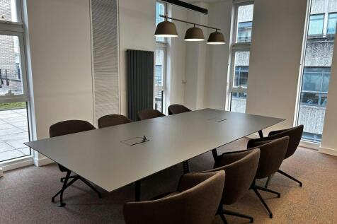 Fitted part 4th floor