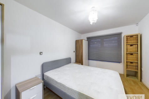 1 bed, 1 bath Apartment in Birmingham - Photo 3