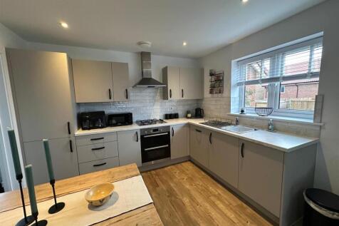 Kitchen/Diner and Family Room