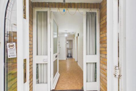 EweMove - Spalding - Hallway