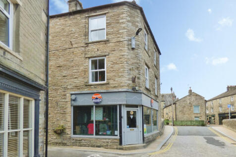 Retail Property (high street) for sale in hawes