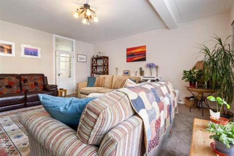 2 Glouster court-003.JPG