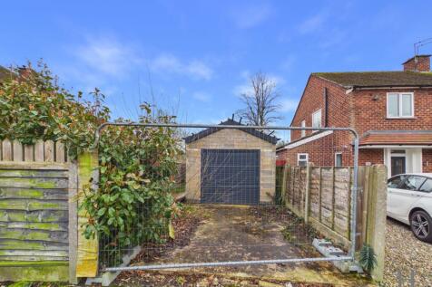 Detached Garage