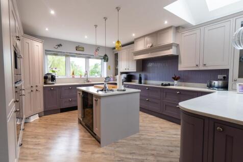 Kitchen Dining lounge