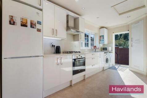 Oakwood Crescent-14.jpg