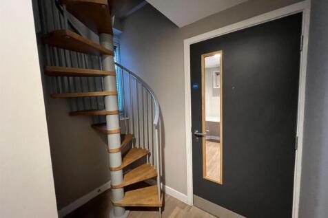 Staircase.jpeg