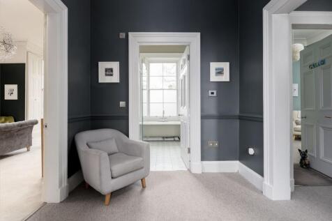 6 bed, 4 bath Detached in Edinburgh - Photo 24