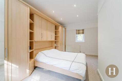 7 bed, 3 bath Detached in Birmingham - Photo 47