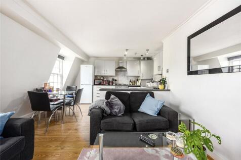 A duplex two bedroom apartment set on the top floor (with lift) within this stunning Stucco fronted building in the heart of Little Venice. The property comprises; spacious open plan reception rooms,