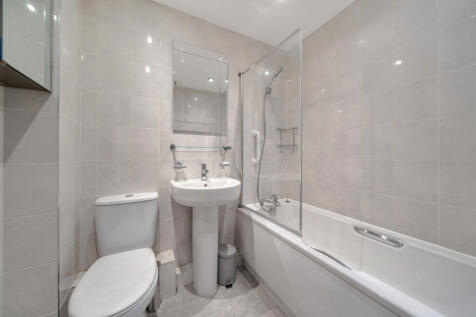 1382499-1-691af7f...