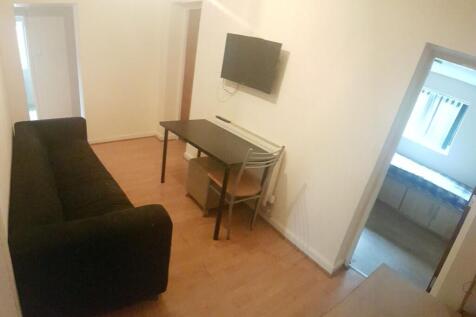 6 Bedroom Semi-Detached in M14 6RU