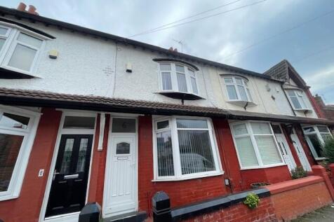** Zero Deposit Guarantee Available **
Sutton Kersh is delighted to bring to market this beautifully presented fully furnished 3-bedroom terraced house is located in the sought after L18 area, offerin