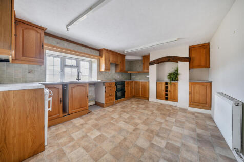 1395447-14-695d18...