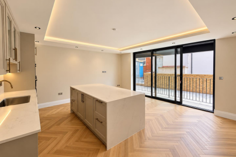 Kitchen/Living area