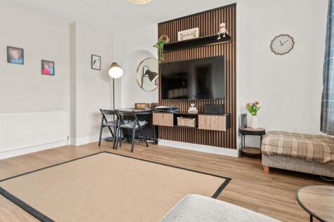 Living Room/Diner