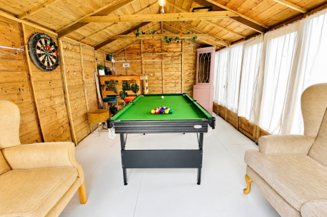 Summerhouse image 2.png