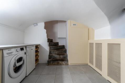 5 bed, 4 bath Semi-Detached in Sheffield - Photo 23