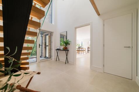 Award-winning Media team on EVERY Listing_5