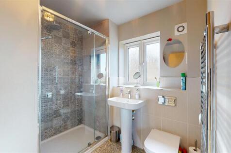 En Suite Shower