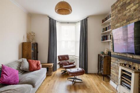Hassett Road, N16