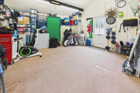 Garage/Gym
