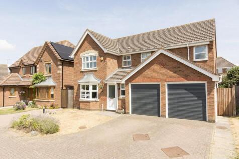 Double Garage & Parking