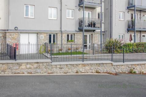 8703582-exterior10.jpg