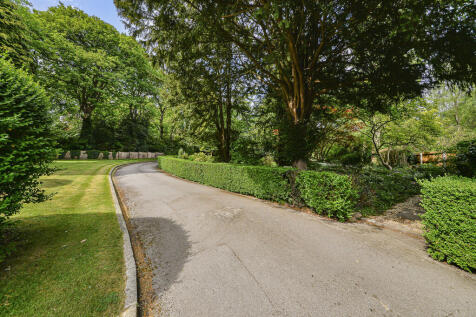 6 bed, 4 bath Detached in Birmingham - Photo 47