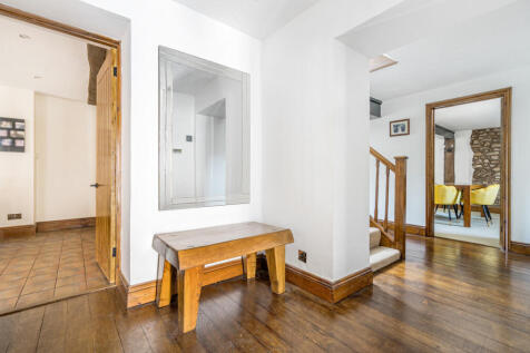 1281793-24-682730...