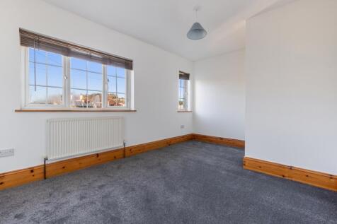 A18 - 20 Osney Avenue, Paignton - 250228