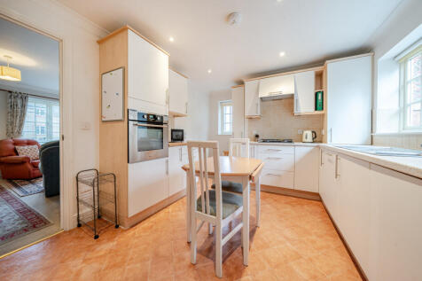 Kitchen / Breakfast Room