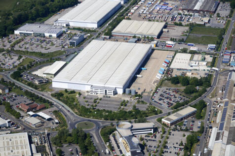 Light Industrial to rent in doncaster