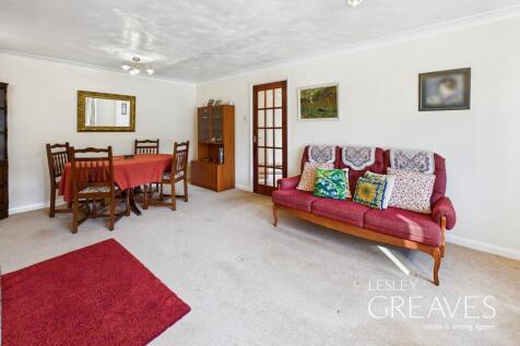 Living/Dining Roo...