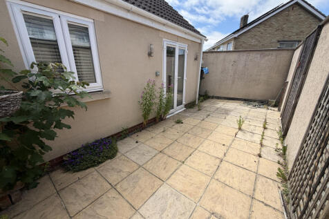 Rear courtyard