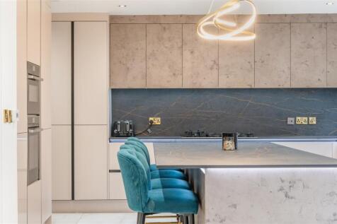 OAKWOOD AVENUE, 10- (15).jpg