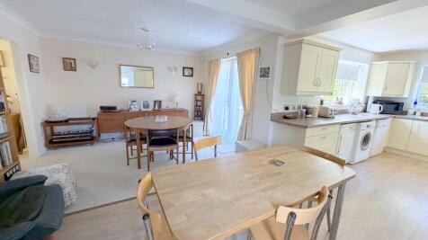 Dining Room/Kitchen