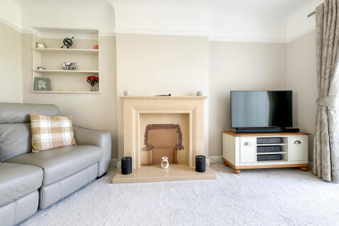 Lounge 3