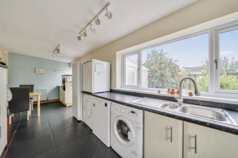 1353244-7-68c1761...