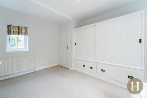 7 bed, 3 bath Detached in Birmingham - Photo 46