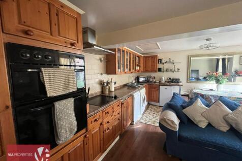 11 Burford Street Hoddesdon via properties estate letting commer