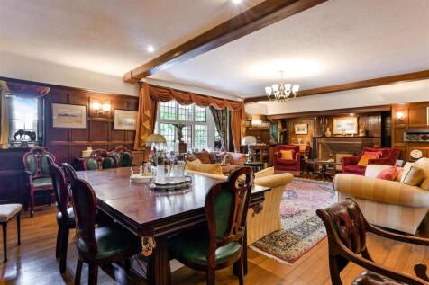 FAR END (INTERNALS) (14).jpg