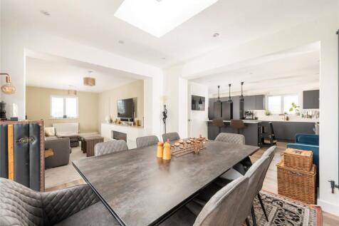 Dining To Kitchen