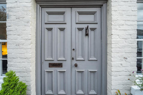 1387105-3-693adcd...