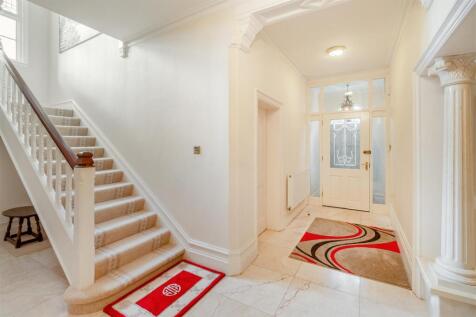 6 bed, 7 bath Detached in Birmingham - Photo 6
