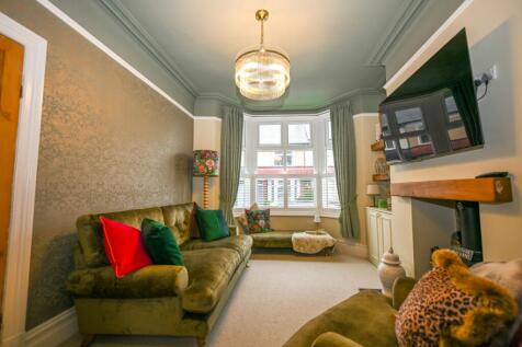 Oxford EweMove Saltburn-2