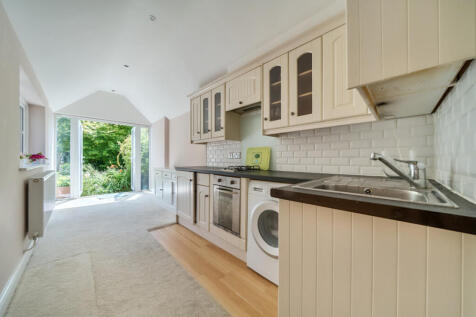 1315850-20-685ee1...