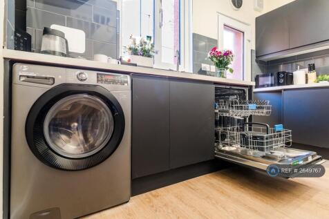 Kitchen - Hosted By Be More Homely