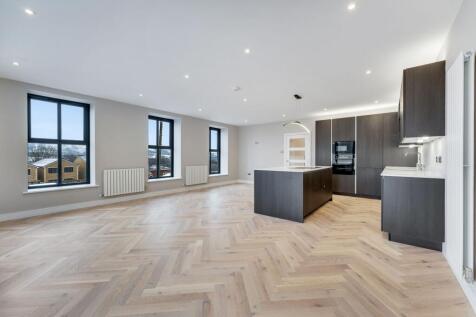 Kitchen/Living/Dining